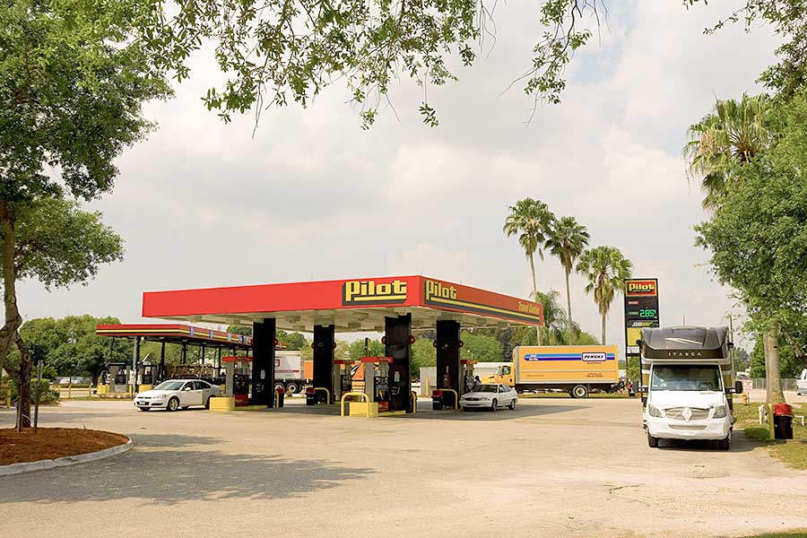 Vehicles at a Pilot Flying J truck stop